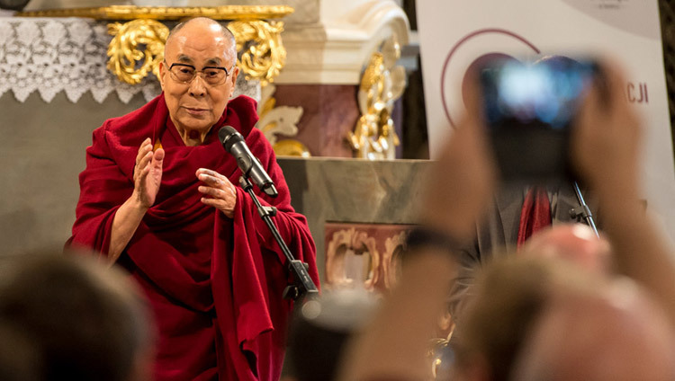 His Holiness the Dalai Lama speaking at the Church of Peace in Swidnica, Poland on September 21, 2016. Photo/Maciej Kulczynski His Holiness the Dalai Lama speaking at the Church of Peace in Swidnica, Poland on September 21, 2016. Photo/Maciej Kulczynski