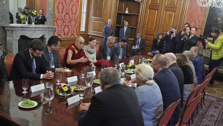 His Holiness the Dalai Lama meeting with Parliamentarians of the Christian and Democratic Union - Czechoslovak People's Party at the Ministry of Culture in Prague, Czech Republic on October 18, 2016. Photo/Ondrej Besperat His Holiness the Dalai Lama meeting with Parliamentarians of the Christian and Democratic Union - Czechoslovak People's Party at the Ministry of Culture in Prague, Czech Republic on October 18, 2016. Photo/Ondrej Besperat