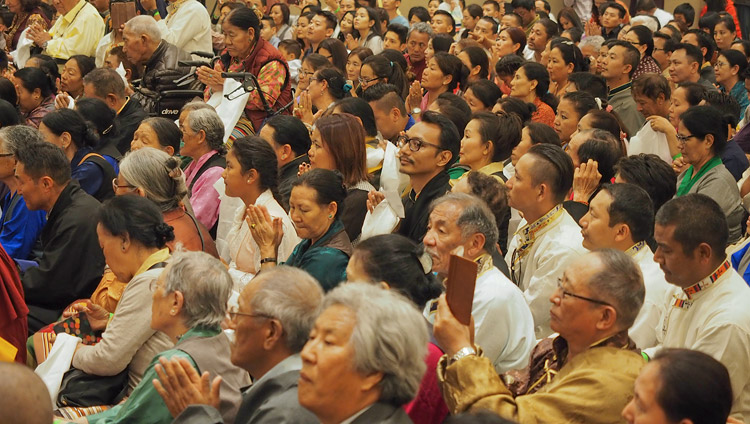 Members of the Tibetan community listening to His Holiness the Dalai Lama during their meeting in San Diego, CA, USA on June 18, 2017. Photo by Jeremy Russell/OHHDL Members of the Tibetan community listening to His Holiness the Dalai Lama during their meeting in San Diego, CA, USA on June 18, 2017. Photo by Jeremy Russell/OHHDL