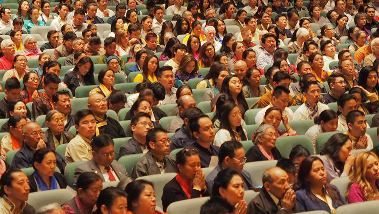 Members of the audience listening to His Holiness the Dalai Lama during his meeting with the Tibetan community in Minneapolis, MN, USA on June 24, 2017. Photo by Jeremy Russell/OHHDL Members of the audience listening to His Holiness the Dalai Lama during his meeting with the Tibetan community in Minneapolis, MN, USA on June 24, 2017. Photo by Jeremy Russell/OHHDL