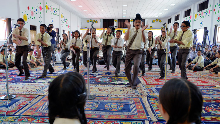 Students demonstrating Buddhist philosophy debate at the start of His Holiness the Dalai Lama's visit to Ladakh Public School in Leh, Ladakh, J&K, India on July 8, 2017. Photo by Lobsang Tsering/OHHDL Students demonstrating Buddhist philosophy debate at the start of His Holiness the Dalai Lama's visit to Ladakh Public School in Leh, Ladakh, J&K, India on July 8, 2017. Photo by Lobsang Tsering/OHHDL