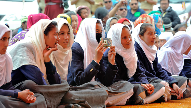 Students listening to His Holiness the Dalai Lama speaking at Anjuman Moen-Ul-Islam, a local Muslim school, in Padum, Zanskar, J&K, India on July 18, 2017. Photo by Lobsang Tsering/OHHDL Students listening to His Holiness the Dalai Lama speaking at Anjuman Moen-Ul-Islam, a local Muslim school, in Padum, Zanskar, J&K, India on July 18, 2017. Photo by Lobsang Tsering/OHHDL