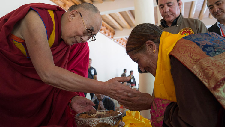 His Holiness the Dalai Lam presenting a gift to a Buddhist supporter of the Muslim community during his visit to Id-Gah in Leh, Ladakh, J&K, India on July 26, 2017. Photo by Tenzin Choejor/OHHDL His Holiness the Dalai Lam presenting a gift to a Buddhist supporter of the Muslim community during his visit to Id-Gah in Leh, Ladakh, J&K, India on July 26, 2017. Photo by Tenzin Choejor/OHHDL