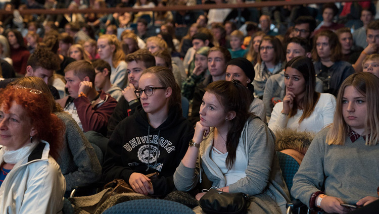 Some of the over 1600 students from 60 different schools listening to His Holiness the Dalai Lama at the Jahrhunderthalle in Frankfurt, Germany on September 13, 2017. Photo by Tenzin Choejor Some of the over 1600 students from 60 different schools listening to His Holiness the Dalai Lama at the Jahrhunderthalle in Frankfurt, Germany on September 13, 2017. Photo by Tenzin Choejor