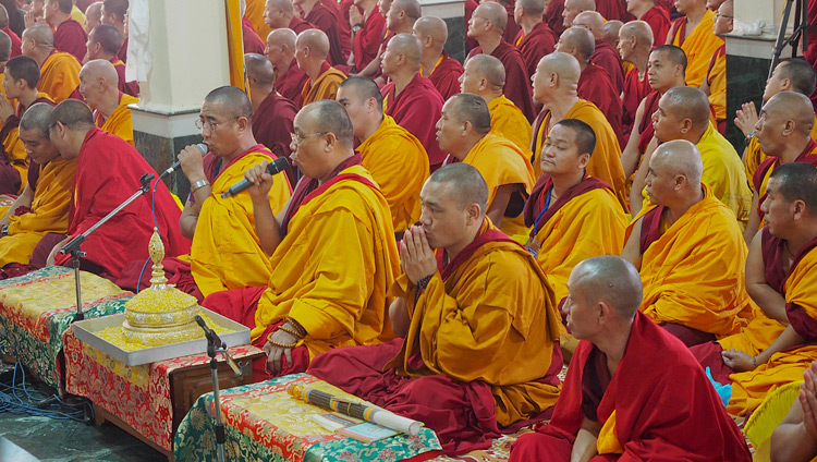 The Chant Master leading prayers as His Holiness the Dalai Lama arrives at the Ganden Lachi Assembly Hall in Mundgod, Karnataka, India on December 17, 2017. Photo by Jeremy Russell The Chant Master leading prayers as His Holiness the Dalai Lama arrives at the Ganden Lachi Assembly Hall in Mundgod, Karnataka, India on December 17, 2017. Photo by Jeremy Russell