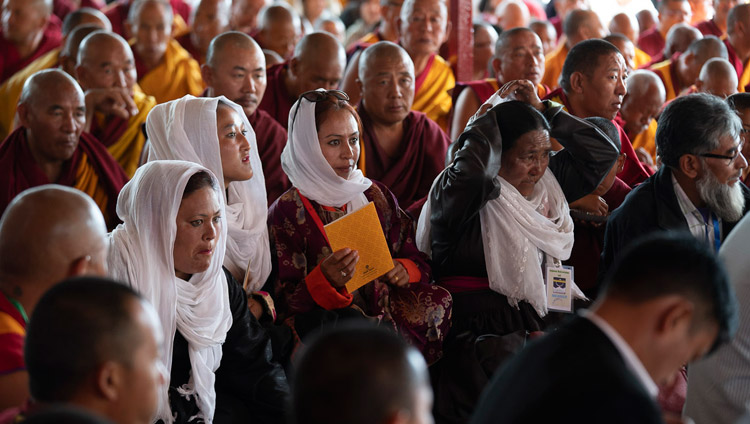 Members of the audience listening to His Holiness the Dalai Lama during his teaching in Diskit, Nubra Valley, J&K, India on July 13, 2018. Photo by Tenzin Choejor Members of the audience listening to His Holiness the Dalai Lama during his teaching in Diskit, Nubra Valley, J&K, India on July 13, 2018. Photo by Tenzin Choejor