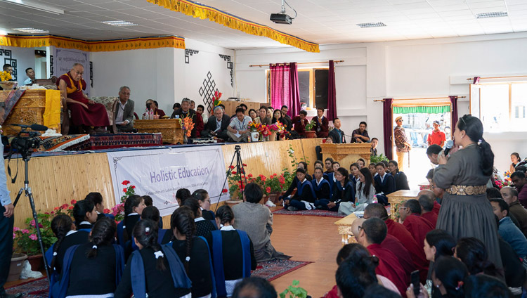 A member of the audience asking His Holiness the Dalai Lama a question during his talk at Eliezer Joldan Memorial College in Leh, Ladakh, J&K, India on August 2, 2018. Photo by Tenzin Choejor A member of the audience asking His Holiness the Dalai Lama a question during his talk at Eliezer Joldan Memorial College in Leh, Ladakh, J&K, India on August 2, 2018. Photo by Tenzin Choejor