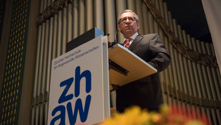 Jean-Marc Piveteau, President of ZHAW University (Zurich University of Applied Sciences) introducing the symposium at the University's Conference Center in Winterthur, Switzerland on September 24, 2018. Photo by Manuel Bauer Jean-Marc Piveteau, President of ZHAW University (Zurich University of Applied Sciences) introducing the symposium at the University's Conference Center in Winterthur, Switzerland on September 24, 2018. Photo by Manuel Bauer