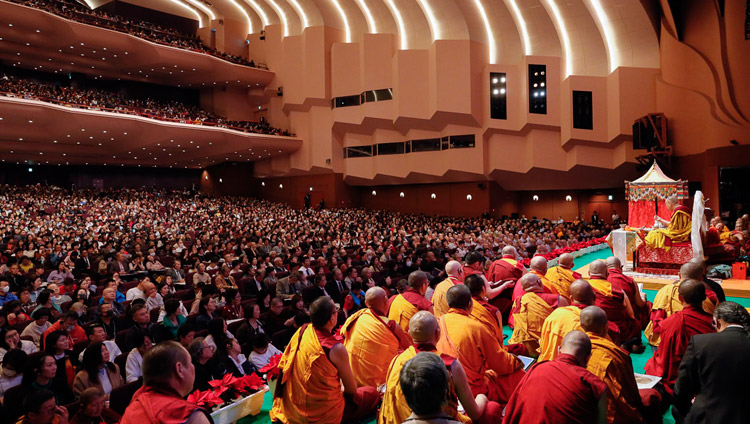 His Holiness the Dalai Lama giving the Avalokiteshvara Empowerment at the Pacifico Yokohama National Convention Hall on the final day of his teachings in Yokohama, Japan on November 15, 2018. Photo by Tenzin Jigme His Holiness the Dalai Lama giving the Avalokiteshvara Empowerment at the Pacifico Yokohama National Convention Hall on the final day of his teachings in Yokohama, Japan on November 15, 2018. Photo by Tenzin Jigme