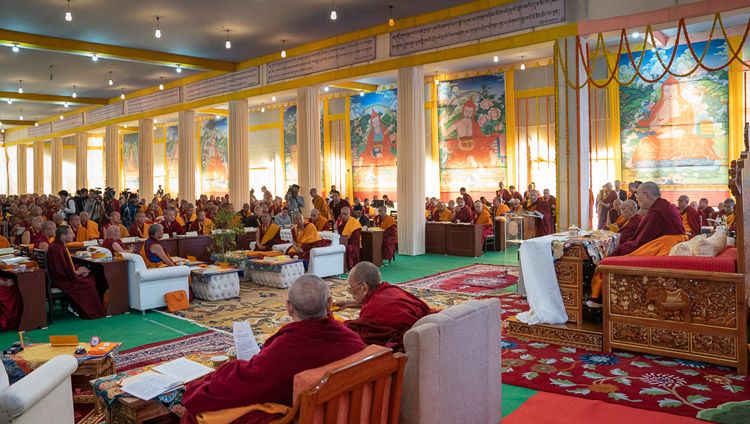 His Holiness the Dalai Lama addressing the Conference on Tsongkhapa's ‘Essence of True Eloquence’ in Bodhgaya, Bihar, India on December 19, 2018. Photo by Lobsang Tsering His Holiness the Dalai Lama addressing the Conference on Tsongkhapa's ‘Essence of True Eloquence’ in Bodhgaya, Bihar, India on December 19, 2018. Photo by Lobsang Tsering