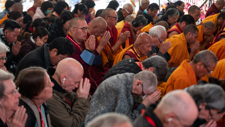 Members of the crowd of more than 15,000 following His Holiness guidance as he gives Permissions of the Manjushri Cycle of Teachings in Bodhgaya, Bihar, India on December 28, 2018. Photo by Lobsang Tsering Members of the crowd of more than 15,000 following His Holiness guidance as he gives Permissions of the Manjushri Cycle of Teachings in Bodhgaya, Bihar, India on December 28, 2018. Photo by Lobsang Tsering