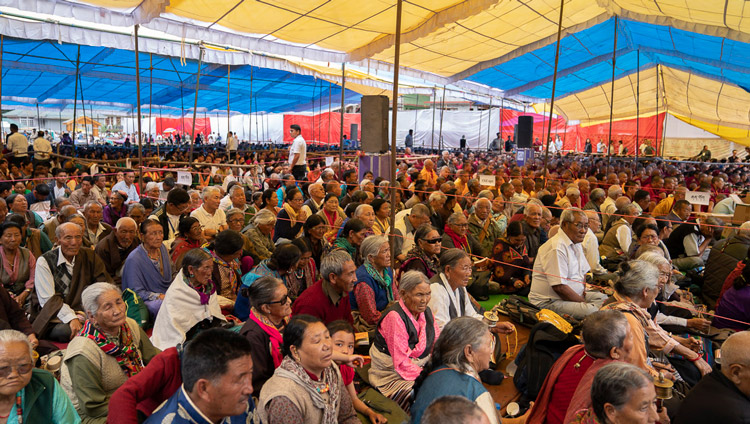 A view of the crowd of more than 5000 people attending the first day of His Holiness the Dalai Lama's teachings in Manali, HP, India on August 13, 2019. Photo by Tenzin Choejor A view of the crowd of more than 5000 people attending the first day of His Holiness the Dalai Lama's teachings in Manali, HP, India on August 13, 2019. Photo by Tenzin Choejor