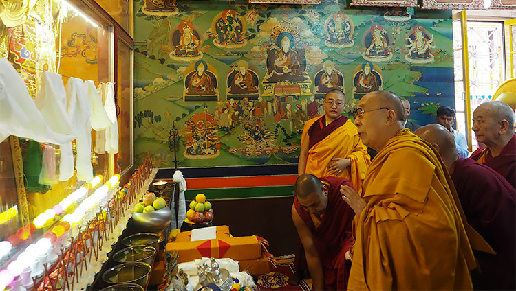 His Holiness the Dalai Lama paying his respects before the statues of the Buddha and Avalokiteshvara before taking his seat at Ön Ngari Monastery in Manali, HP, India on August 23, 2019. Photo by Jeremy Russell His Holiness the Dalai Lama paying his respects before the statues of the Buddha and Avalokiteshvara before taking his seat at Ön Ngari Monastery in Manali, HP, India on August 23, 2019. Photo by Jeremy Russell