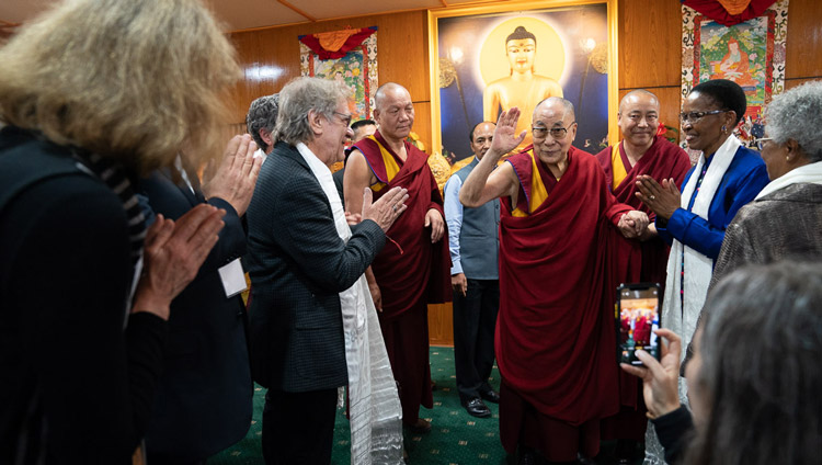 His Holines the Dala Lama waving goodbye as he departs at the conclusion of the Mind & Life Conversations at his residence in Dharamsala, HP, India on November 1, 2019. Photo by Tenzin Choejor His Holines the Dala Lama waving goodbye as he departs at the conclusion of the Mind & Life Conversations at his residence in Dharamsala, HP, India on November 1, 2019. Photo by Tenzin Choejor