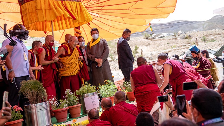 His Holiness the Dalai Lama watching monks debating Buddhist philosophy as part of the Great Summer Debate as he arrives for his teaching in Lingshed, Leh District, UT, Ladakh on August 10, 2022. Photo by Tenzin Choejor His Holiness the Dalai Lama watching monks debating Buddhist philosophy as part of the Great Summer Debate as he arrives for his teaching in Lingshed, Leh District, UT, Ladakh on August 10, 2022. Photo by Tenzin Choejor