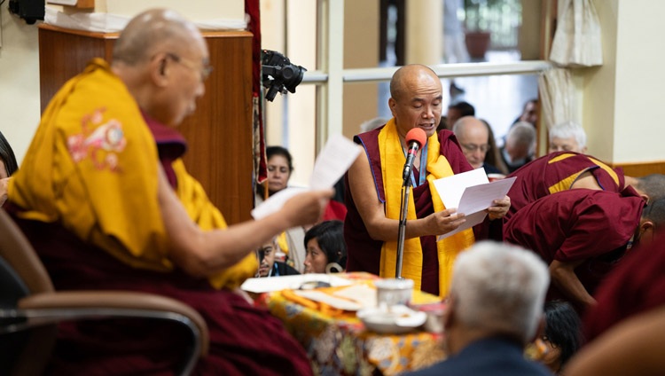 Geshé Dorji Damdul, director of Tibet House and primary teacher of the Nalanda courses, speaking at the meeting with His Holiness the Dalai Lama and participants in Tibet House's Nalanda Courses at the Main Tibetan Temple in Dharamsala, HP, India on June 2, 2023. Photo by Tenzin Choejor Geshé Dorji Damdul, director of Tibet House and primary teacher of the Nalanda courses, speaking at the meeting with His Holiness the Dalai Lama and participants in Tibet House's Nalanda Courses at the Main Tibetan Temple in Dharamsala, HP, India on June 2, 2023. Photo by Tenzin Choejor