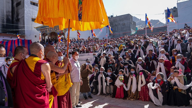 His Holiness the Dalai Lama waving to the crowd as he arrives at the Jokhang in Leh, Ladakh, India on July 14, 2023. Photo by Tenzin Choejor His Holiness the Dalai Lama waving to the crowd as he arrives at the Jokhang in Leh, Ladakh, India on July 14, 2023. Photo by Tenzin Choejor
