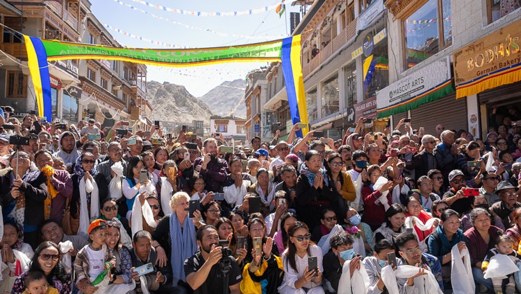 Members of the local community and tourists visiting Ladakh crowd into the square outside the Jokhang hoping to see His Holiness the Dalai Lama as he departs at the conclusion of his visit to the Jokhang in Leh, Ladakh, India on July 14, 2023. Photo by Tenzin Choejor Members of the local community and tourists visiting Ladakh crowd into the square outside the Jokhang hoping to see His Holiness the Dalai Lama as he departs at the conclusion of his visit to the Jokhang in Leh, Ladakh, India on July 14, 2023. Photo by Tenzin Choejor