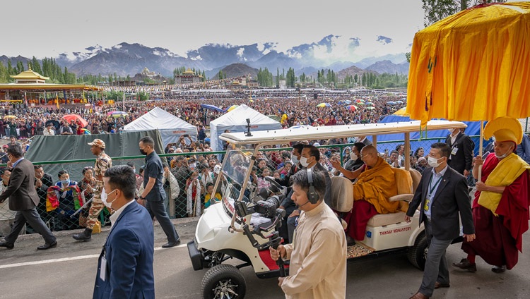 His Holiness the Dalai Lama driving to the teaching pavilion on the first day of teachings at the Shewatsel Teaching Area in Leh, Ladakh UT, India on July 21, 2023. Photo by Tenzin Choejor His Holiness the Dalai Lama driving to the teaching pavilion on the first day of teachings at the Shewatsel Teaching Area in Leh, Ladakh UT, India on July 21, 2023. Photo by Tenzin Choejor