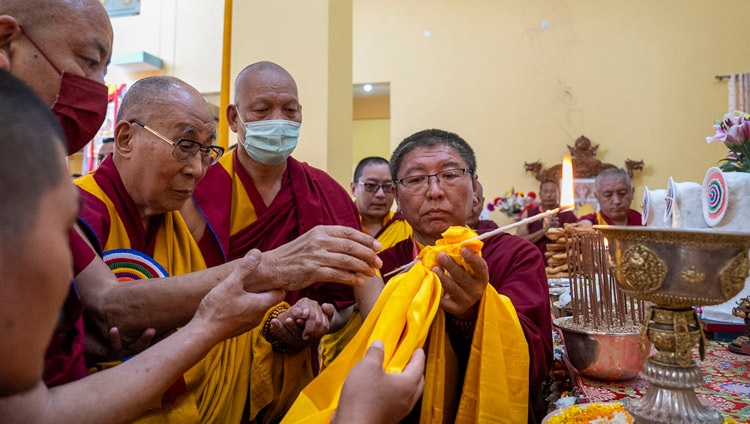 His Holiness the Dalai Lama lighting a lamp at the inauguration of Khamgar Druk Dharmakara College in Tashi Jong, HP, India on September 27, 2023. Photo by Ven Tenzin Jamphel His Holiness the Dalai Lama lighting a lamp at the inauguration of Khamgar Druk Dharmakara College in Tashi Jong, HP, India on September 27, 2023. Photo by Ven Tenzin Jamphel