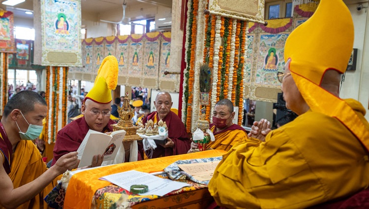 Ling Rinpoché presenting a series of offerings to His Holiness the Dalai Lama during the Long Life Prayer at the Main Tibetan Temple in Dharamsala, HP, India on April 3, 2024. Photo by Ven Tenzin Jamphel Ling Rinpoché presenting a series of offerings to His Holiness the Dalai Lama during the Long Life Prayer at the Main Tibetan Temple in Dharamsala, HP, India on April 3, 2024. Photo by Ven Tenzin Jamphel