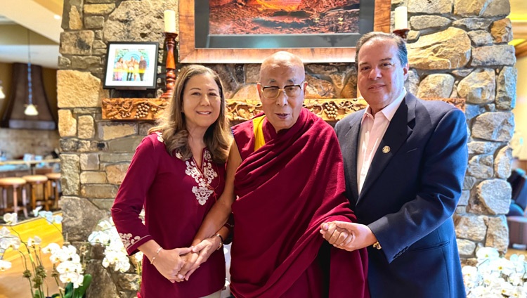 Carol and Sam Nappi with His Holiness the Dalai Lama in Upstate New York on August 20, 2024. Photo by Ven Tenzin Jamphel Carol and Sam Nappi with His Holiness the Dalai Lama in Upstate New York on August 20, 2024. Photo by Ven Tenzin Jamphel