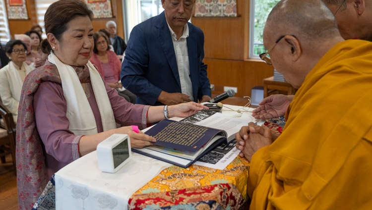 Susanna B. Afan, President of the Ramon Magsaysay Award Foundation, launching a seven-volume series entitled Greatness of Spirit about previous recipients of the award in the presence of His Holiness the Dalai Lama at his residence in Dharamsala, HP, India on September 4, 2024. Photo by Tenzin Choejor Susanna B. Afan, President of the Ramon Magsaysay Award Foundation, launching a seven-volume series entitled Greatness of Spirit about previous recipients of the award in the presence of His Holiness the Dalai Lama at his residence in Dharamsala, HP, India on September 4, 2024. Photo by Tenzin Choejor
