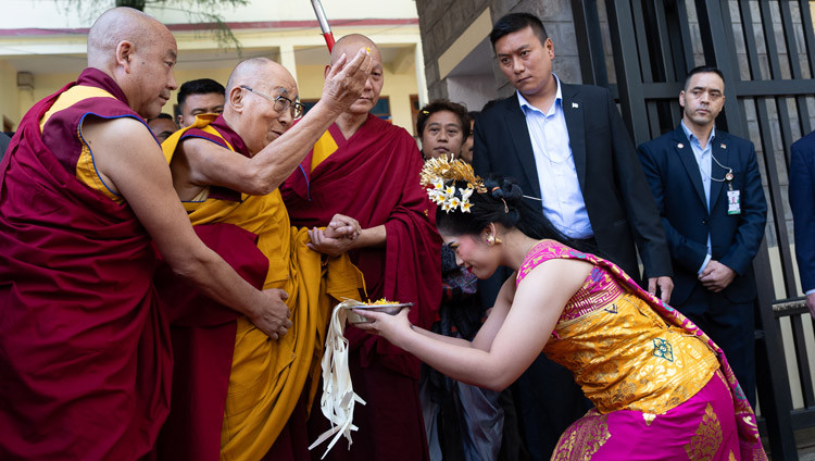 His Holiness the Dalai Lama arriving at the Main Tibetan Temple courtyard to attend Long Life Prayers and cultural performances in Dharamsala, HP, India on September 20, 2025. Photo by Tenzin Choejor