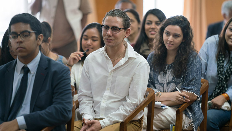 Students from hte University of California San Diego listening to His Holiness the Dalai Lama at his residence in Dharmasla, HP, India on September 6, 2017. Photo by Tenzin Choejor/OHHDL Students from hte University of California San Diego listening to His Holiness the Dalai Lama at his residence in Dharmasla, HP, India on September 6, 2017. Photo by Tenzin Choejor/OHHDL