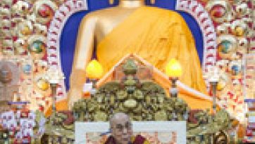 Mongolians Gather to Hear a Teaching of the ‘Great Stages of the Path to Enlightenment’