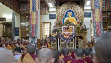 Teaching of Aryadeva’s 400 Verses on the Middle Way - Third Day