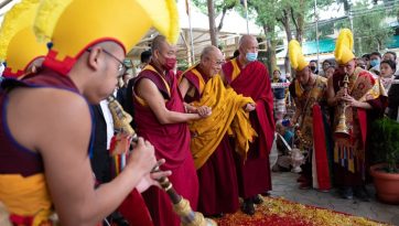 Offering Prayers for His Holiness the Dalai Lama’s Long Life