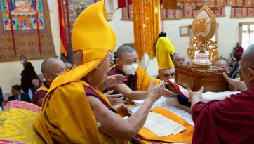 Long Life Prayers at Gyudmed Tantric University