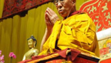 His Holiness the Dalai Lama Concludes Two Day Tibetan Buddhist Teaching