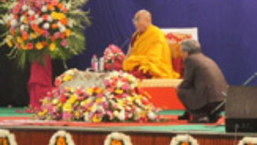 Dalai Lama: Be Realistic, Transform Tragedy into Strength 