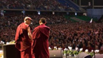His Holiness' Australian tour concludes with "Songs for the Dalai Lama" concert