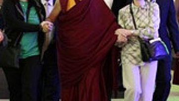 His Holiness the Dalai Lama arrives in Brazil and addresses business and industrial leaders