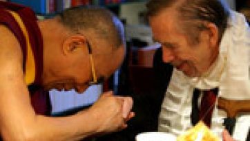 His Holiness the Dalai Lama Offers His Condolences at the Passing Away of President Václav Havel