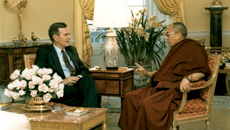 His Holiness the Dalai Lama meeting with George H Bush in the White House in Washington DC, USA on April 16, 1991. (Official White House Photo) His Holiness the Dalai Lama meeting with George H Bush in the White House in Washington DC, USA on April 16, 1991. (Official White House Photo)