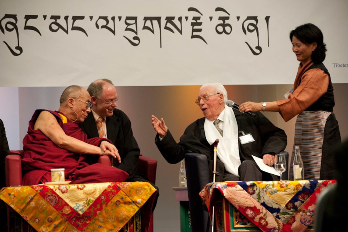 2 Manuel Bauer  Df75882