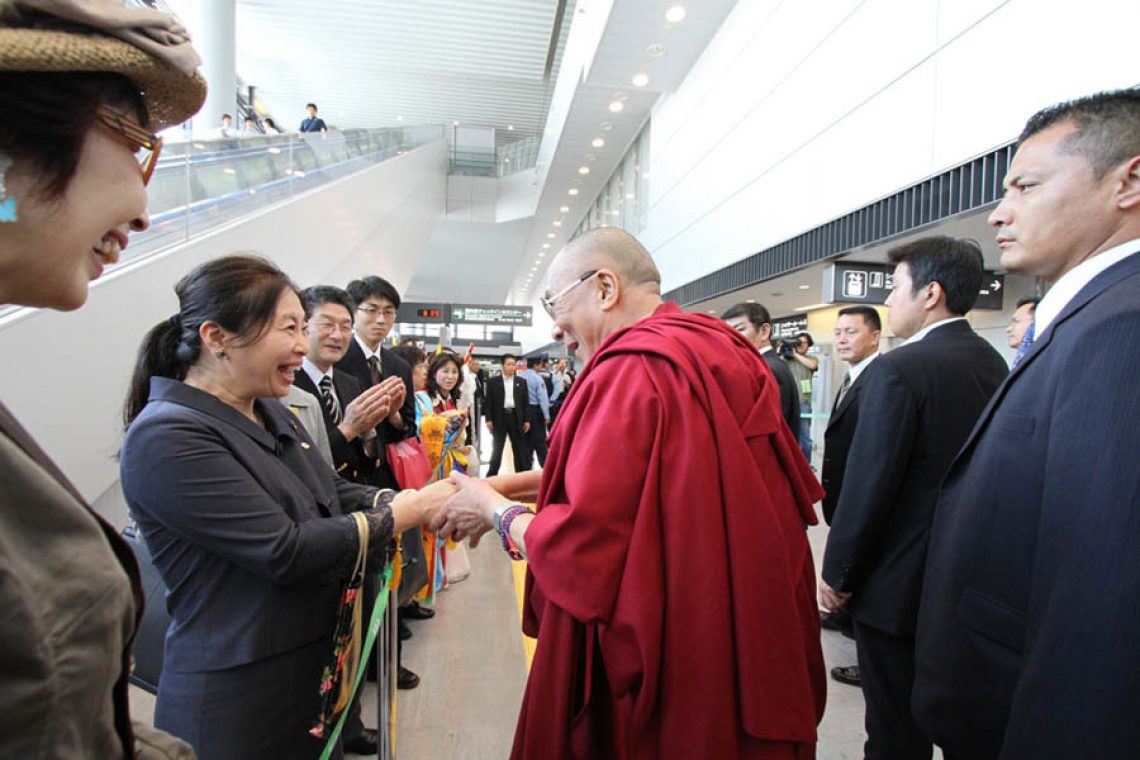 2010 06 18 Japan Arrival Narita Airport 02