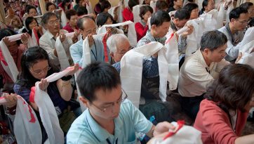 Nagarjuna's "In Praise of Dhammadhatu"