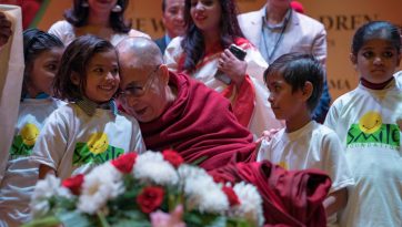 Children of the Smile Foundation Welcome His Holiness
