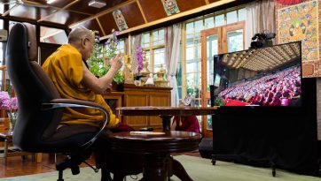 Eight Verses for Training the Mind